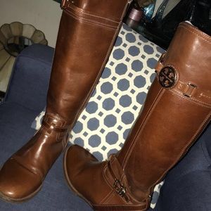 Tory burch boots